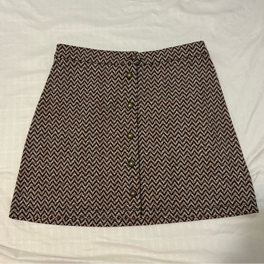 🤎Forever 21 Black and Brown Chevron A-Line Skirt